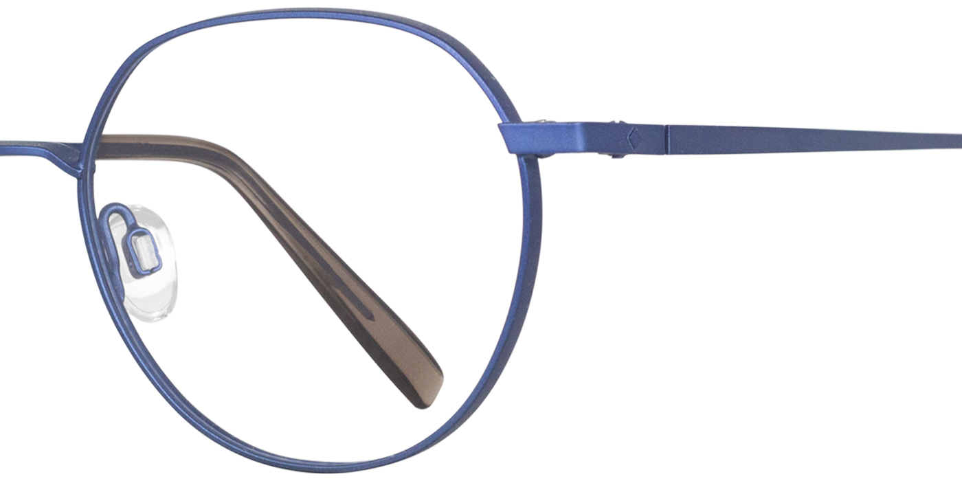 E010 zoom